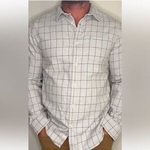 MARINE LAYER MENS GRAY CHECK FLANNEL BUTTON UP SHIRT, size “LARGER” XL